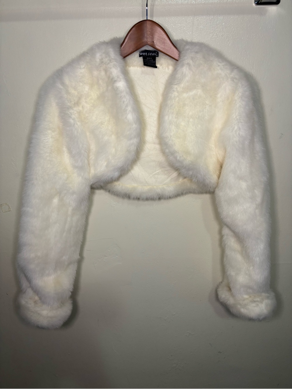 VTG Y2K Wet Seal White Faux Fur Cropped Bolero Shrug Jacket S Festival Indie